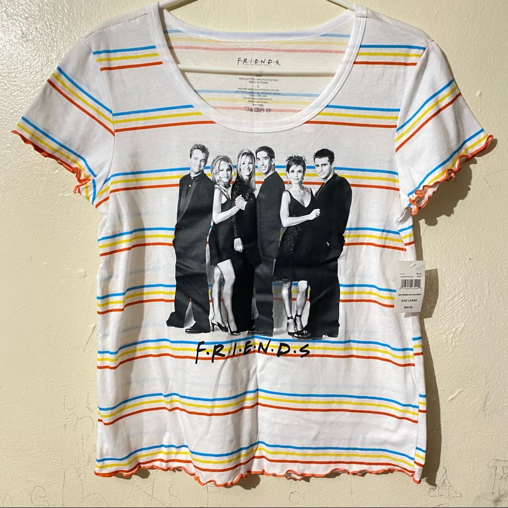FRIENDS Graphic Ruffled Tee Shirt Size L